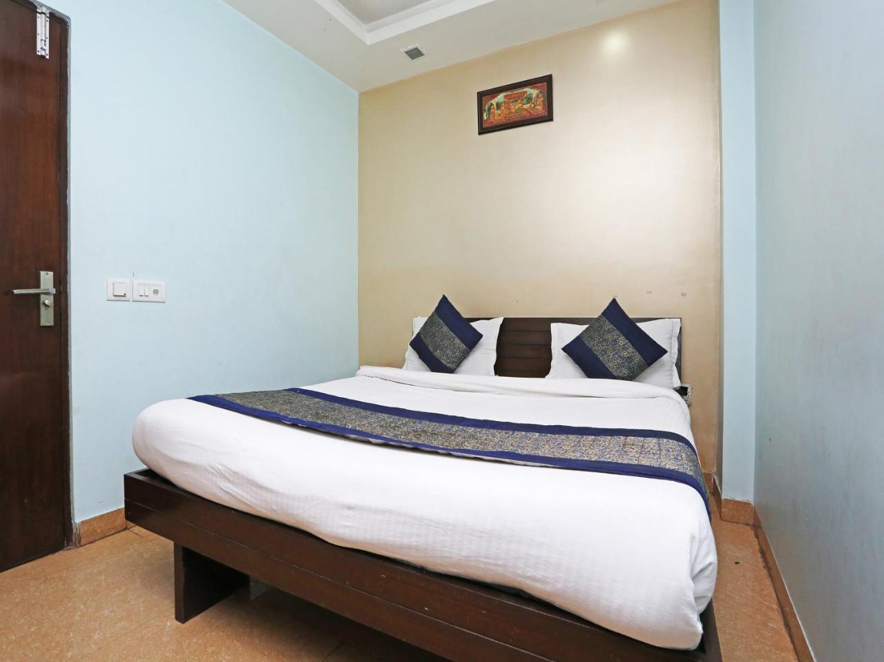Oyo 6596 Hotel Flight Path นิวเดลี ภายนอก รูปภาพ